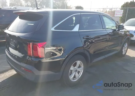 2021 Kia Sorento Lx z USA, uszkodzony, nr VIN 5XYRG4LC7MG050619